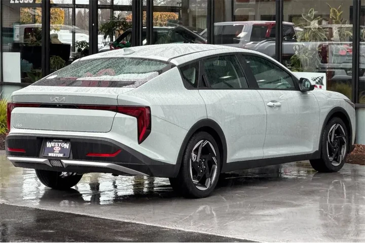 $19478 : Kia K4 2025 EX 4dr Sedan image 4