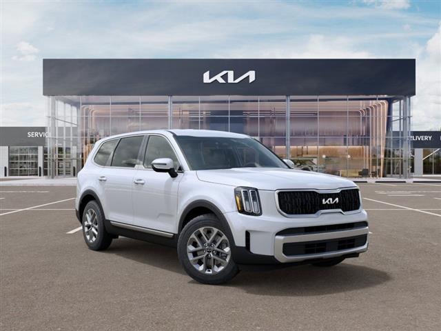 $38305 : New 2025 Telluride LX image 8