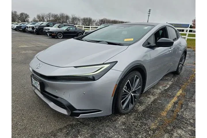 $27500 : Toyota Prius 2023 Limited 4d image 3