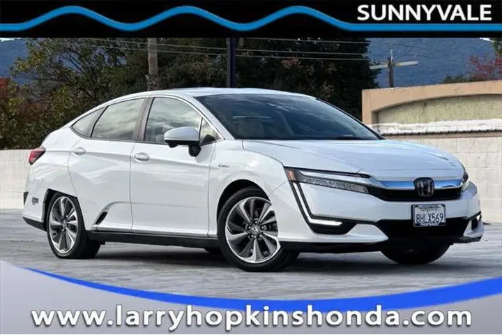 $21569 : Honda Clarity Plug-In Hybrid image 1