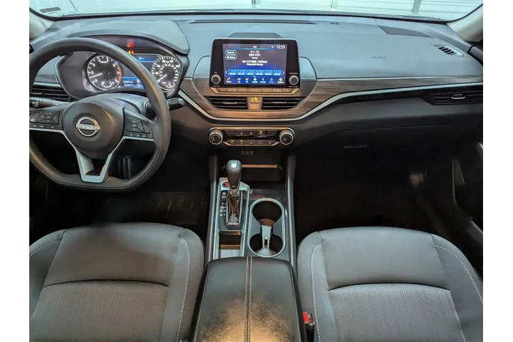 $21997 : Nissan Altima 2024 2.5 SV 4d image 6