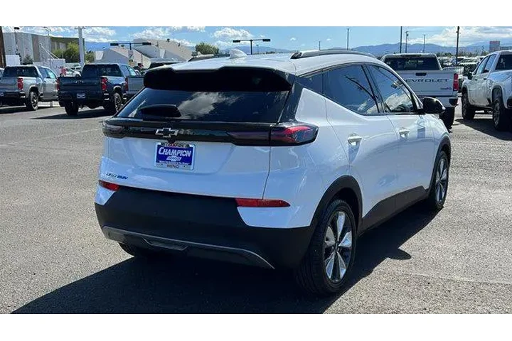 $19984 : Chevrolet Bolt EUV 2023 LT 4 image 5