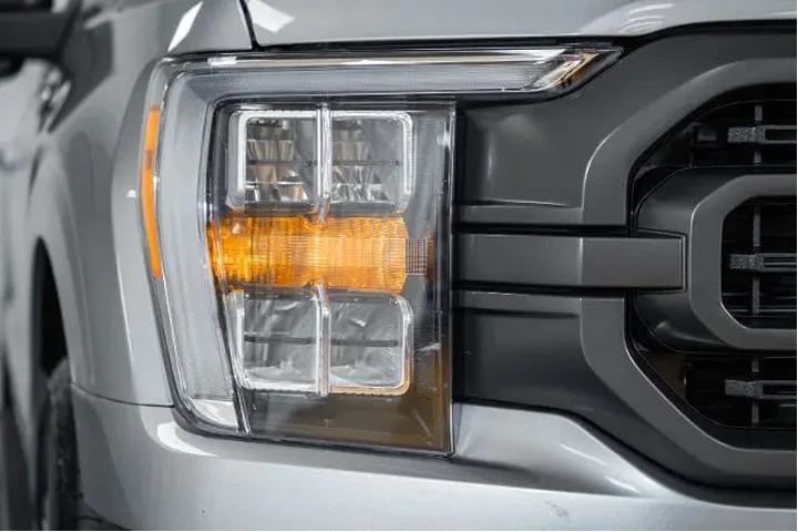 $39000 : Ford F-150 2023 4x4 XLT 4dr image 4