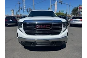 $46998 : 2025 GMC Sierra 1500 SLT thumbnail