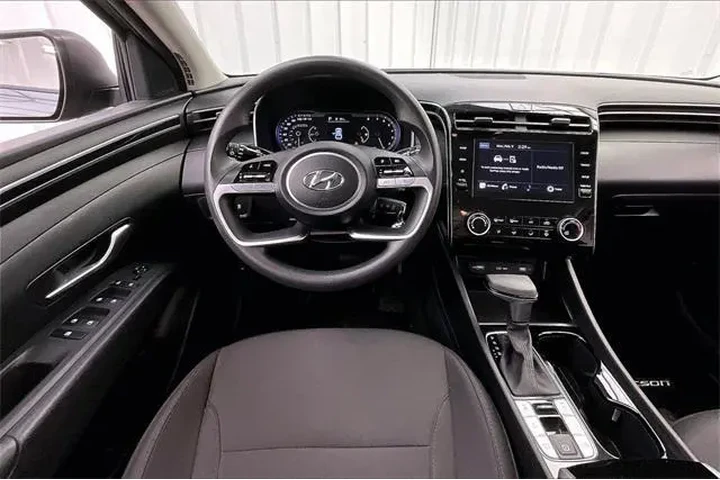 $20490 : Hyundai TUCSON 2023 AWD SE 4 image 5