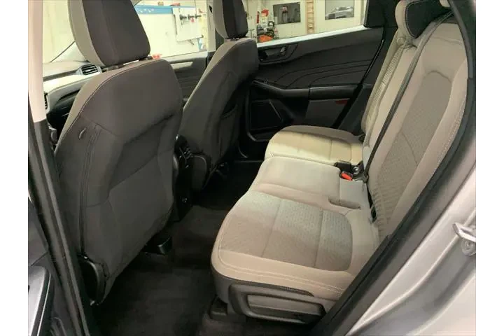 $23588 : Ford Escape 2022 AWD SE 4dr image 9