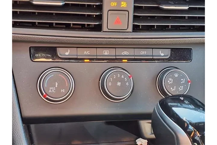 $21086 : Volkswagen Jetta 2024 Sport image 9