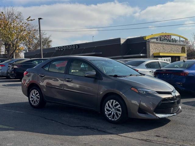 $10995 : 2019 Corolla LE image 5