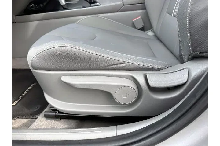 $16999 : Hyundai ELANTRA 2023 SEL 4dr image 10