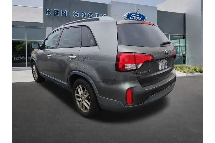 $9247 : Kia Sorento 2014 LX 4dr SUV image 4