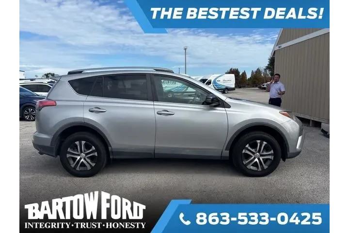 $19993 : Toyota RAV4 2018 LE 4dr SUV image 4