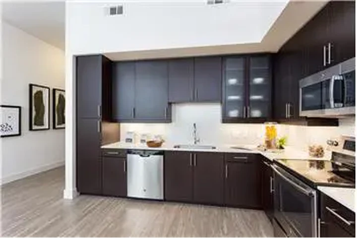 $1635 : Rental property with 0 bedro image 10