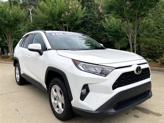 $25780 : 2021 RAV4 XLE image 1