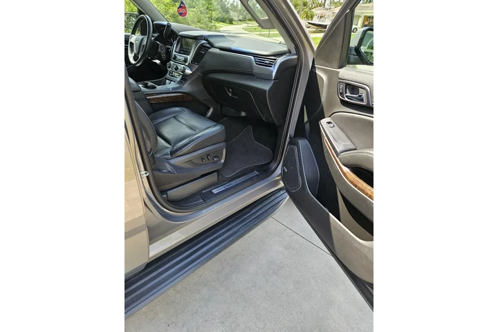 $14000 : 2018 Chevy Tahoe LT image 9