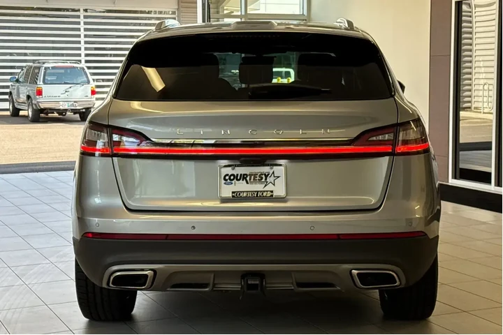 $35806 : Lincoln Nautilus 2023 AWD Re image 5