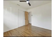 $1300 : 3 casa de una sola planta con thumbnail