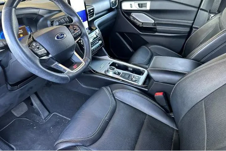$34249 : Ford Explorer 2021 AWD ST 4d image 6
