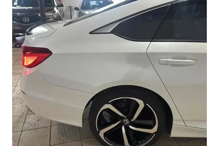 $22995 : Honda Accord 2021 Sport 4dr image 10