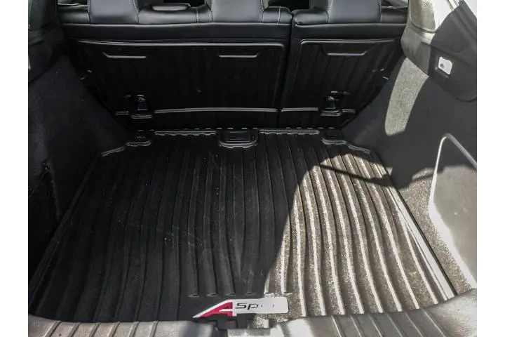 $34777 : Acura Integra 2024 4dr Liftb image 8