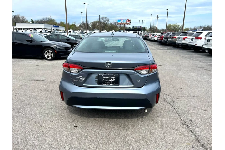 $17980 : 2021 Corolla LE CVT (Natl) image 3