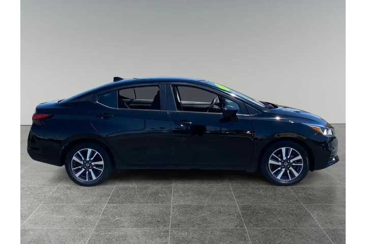 $19154 : Nissan Versa 2022 SV 4dr Sed image 6