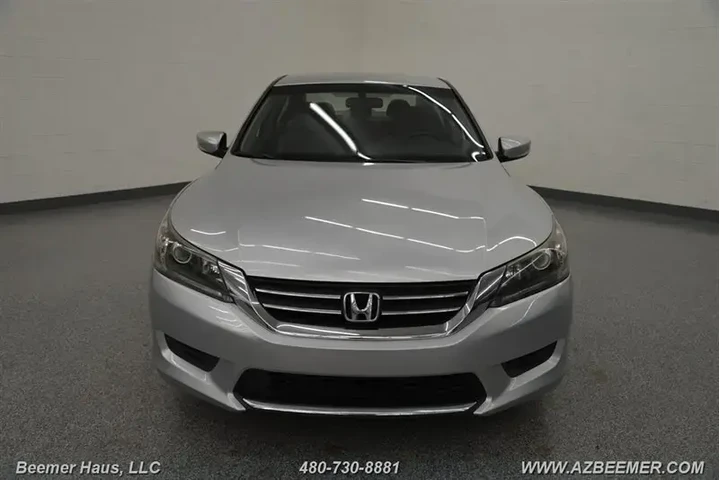 $9998 : Honda Accord 2013 LX 4dr Sed image 5