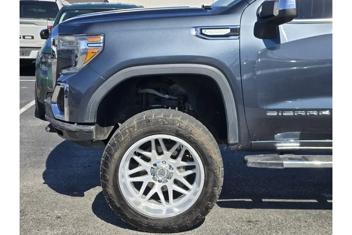 $27991 : GMC Sierra 1500 2020 4x2 SLT image 8