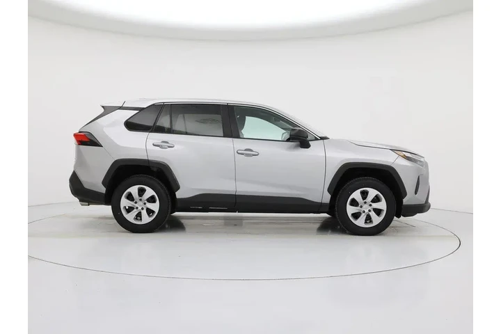 $26998 : Toyota RAV4 2024 AWD LE 4dr image 7