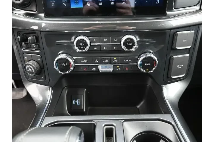 $37630 : Ford F-150 2022 4x4 XL 4dr S image 9