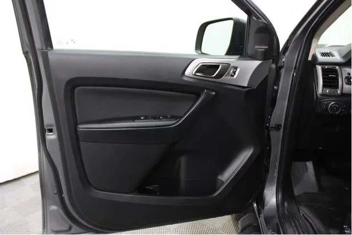 $27982 : Ford Ranger 2022 4x4 XLT 4dr image 6