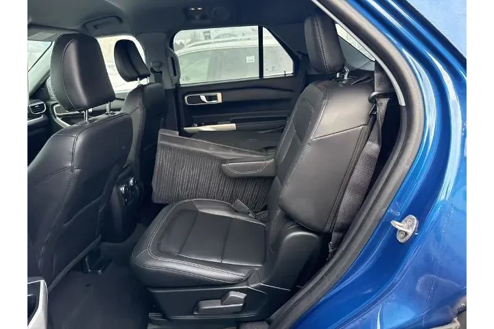 $30808 : Ford Explorer 2022 AWD XLT 4 image 9