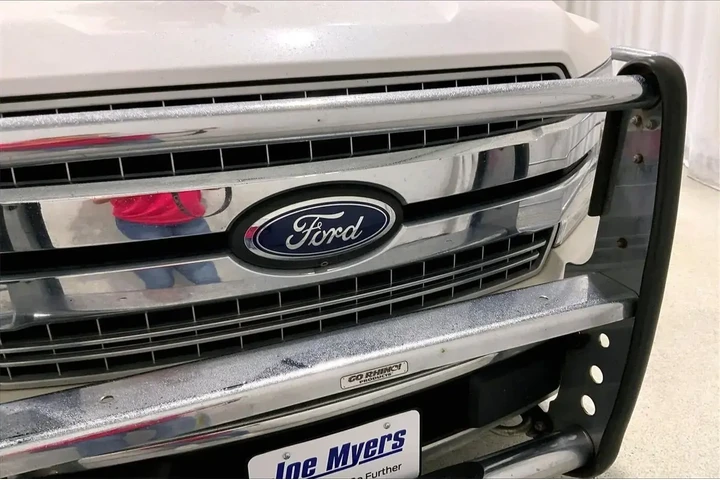 $33391 : Ford F-150 2019 4x4 Lariat 4 image 7