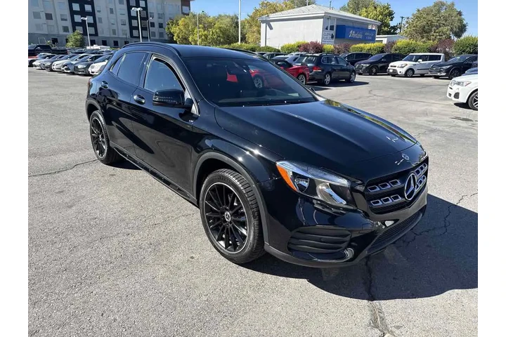 $22910 : 2019 GLA 250 4MATIC SUV image 5