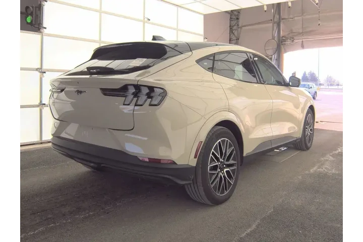 $32999 : Ford Mustang Mach-E 2025 AWD image 5