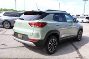 $24087 : 2025 Trailblazer AWD 4dr LT thumbnail
