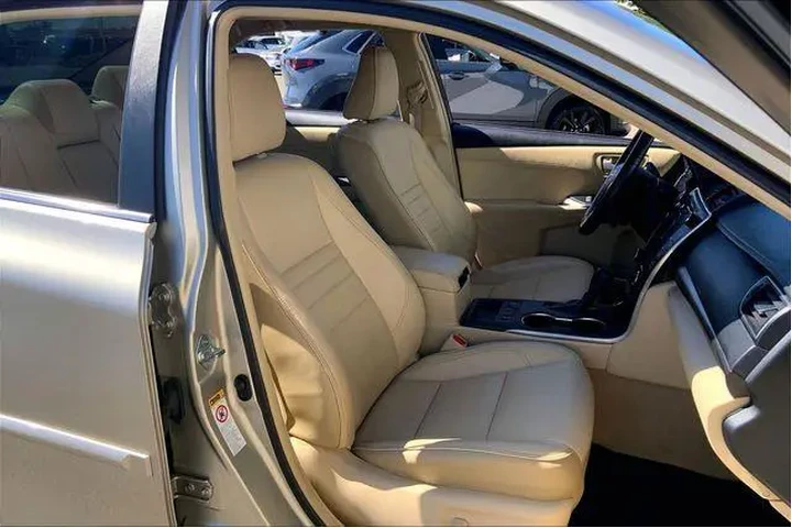 $21985 : Toyota Camry Hybrid 2015 LE image 7