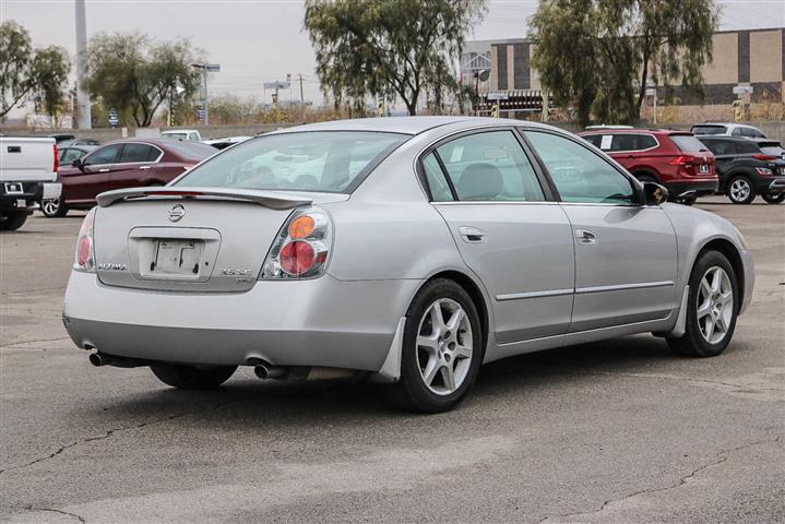 $4990 : Pre-Owned 2004 Nissan Altima image 4