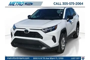 Toyota RAV4 2024 AWD LE 4dr en Miami