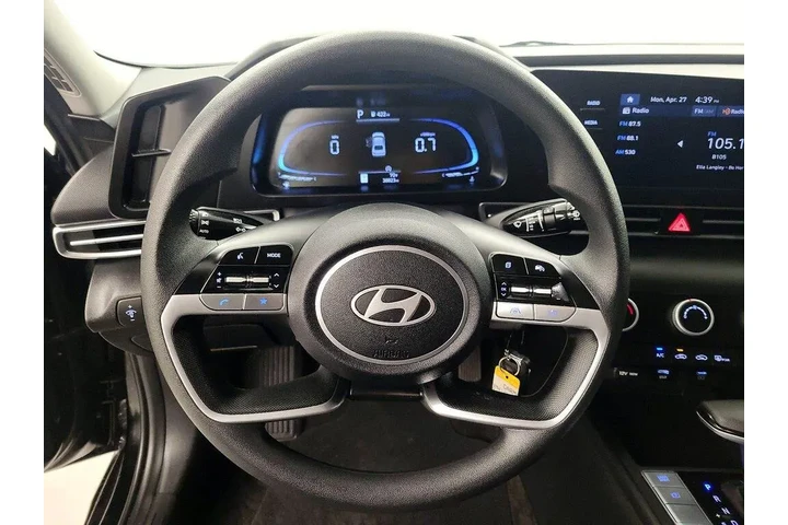 $19998 : Hyundai ELANTRA 2024 SE 4dr image 10