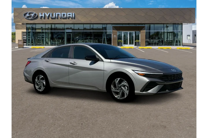 $23520 : Hyundai ELANTRA Hybrid 2025 image 10