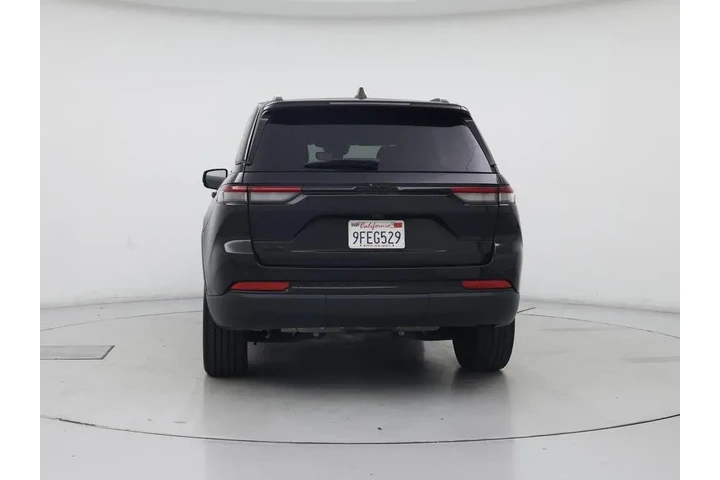 $30998 : Jeep Grand Cherokee 2023 4x4 image 6