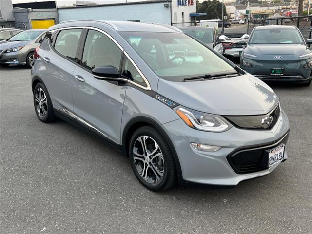 $18200 : Used 2019 Bolt EV Premier for image 3