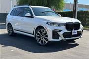 $49990 : 2021 BMW X72021 BMW X7 thumbnail