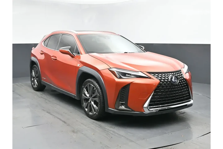 $17526 : Lexus UX 250h 2019 AWD 4dr C image 3