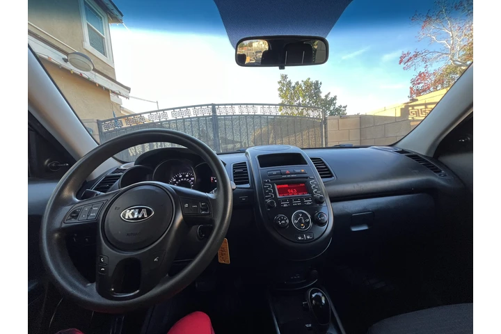 $4300 : 2013 KIA Soul - Base image 3