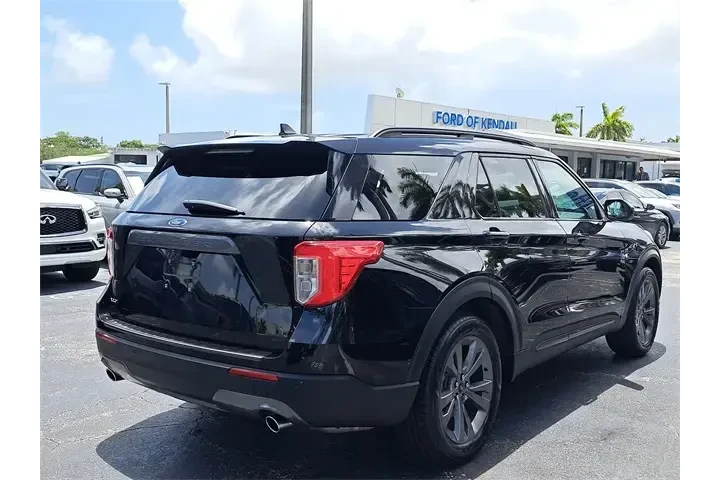$27490 : Ford Explorer 2022 XLT 4dr S image 3