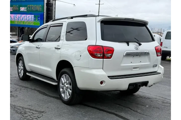 $28995 : 2016 Sequoia Platinum image 8