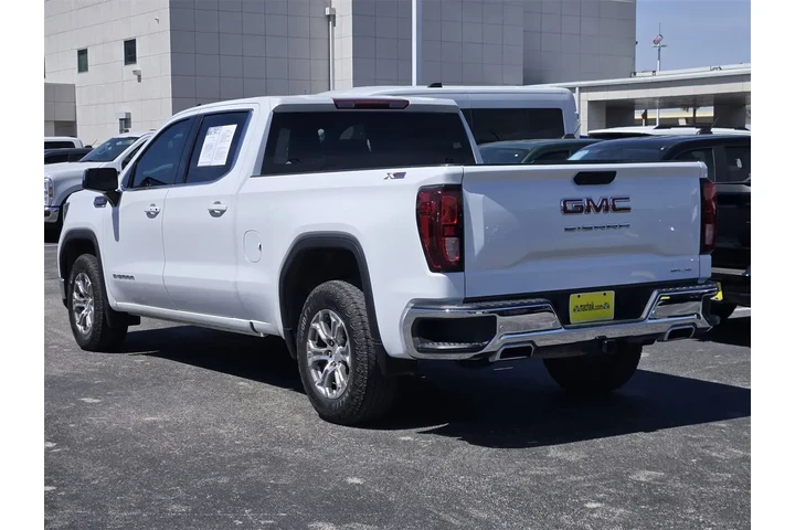 $39891 : GMC Sierra 1500 2023 4x4 SLE image 6