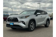 $33965 : Toyota Highlander 2021 AWD X thumbnail