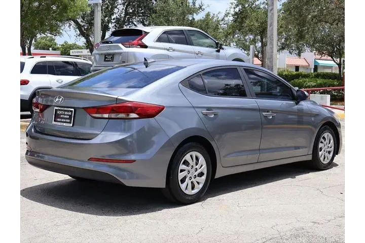 $9290 : Hyundai ELANTRA 2017 SE 4dr image 5